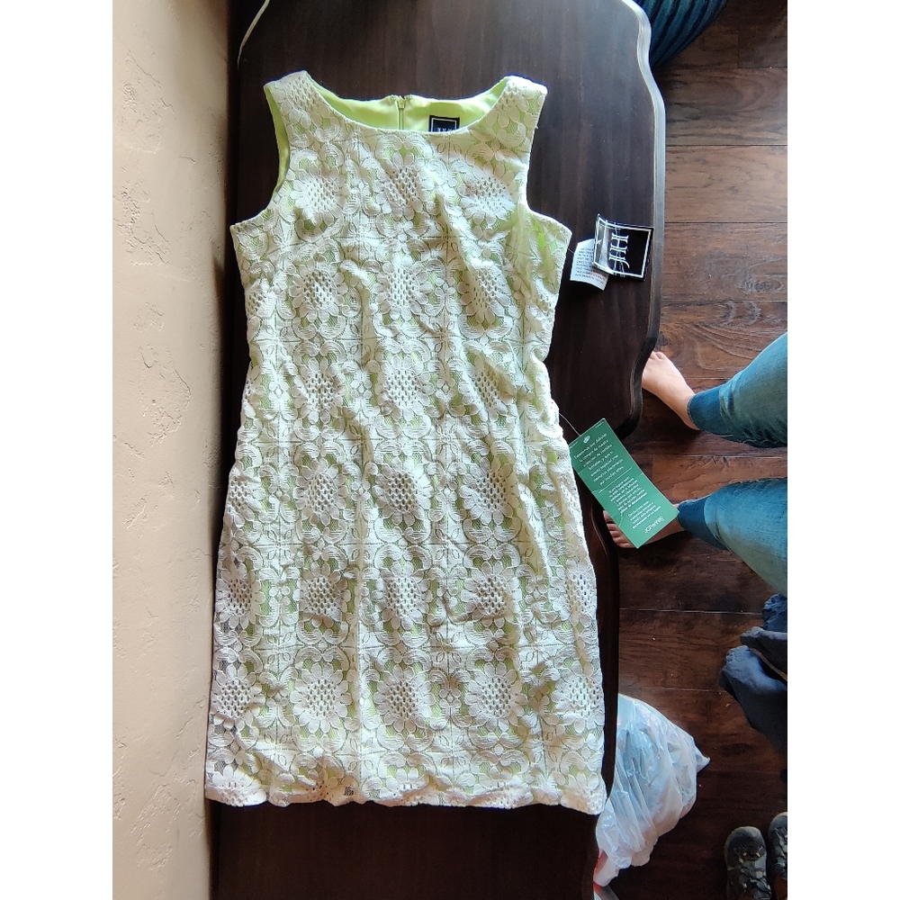 NEW Lace Green Dress